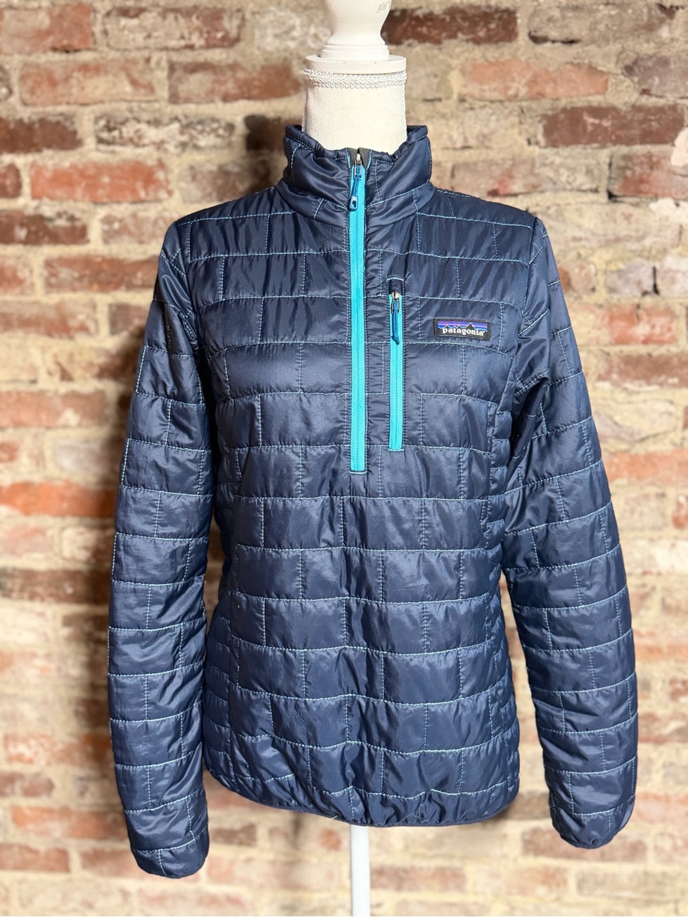 Patagonia Women’s Nano Puff Quarter-Zip Pullover | Navy Blue / Aqua | Size S